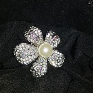 Brooch